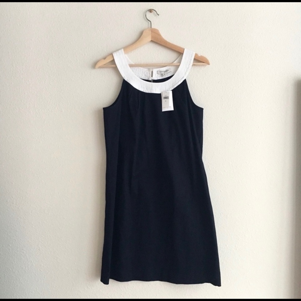 Banana Republic NWT sleeveless shift dress